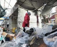 В результате обстрела рынка в Донецке погибло более 20 человек