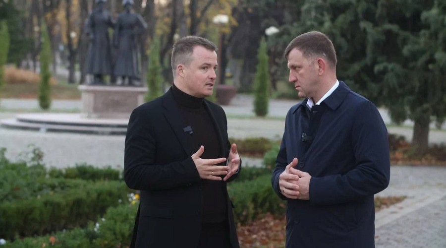 Журналисты и полиграфисты Краснодара получили поздравление от Евгения Наумова и Веры Галушко
