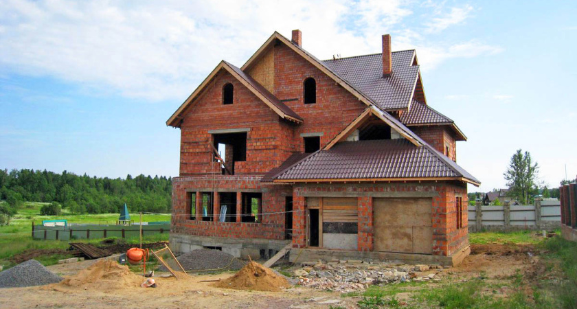 Продам недостроенный коттедж