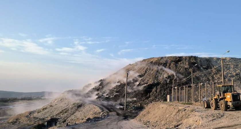 Пожар на мусорном полигоне в Новороссийске локализован: 1200 рейсов техники и 12 тысяч кубов грунта