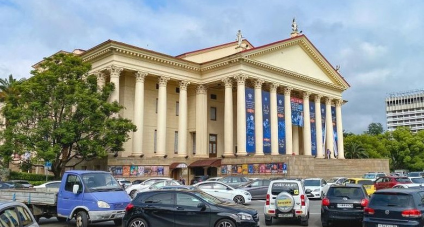 Мэр Сочи призвал жителей поддержать город в борьбе за звание "Культурной столицы России 2027"