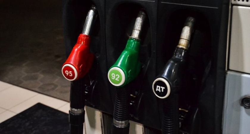 Бензин на Кубани подорожал на 20 копеек за неделю: ФАС готова вмешаться