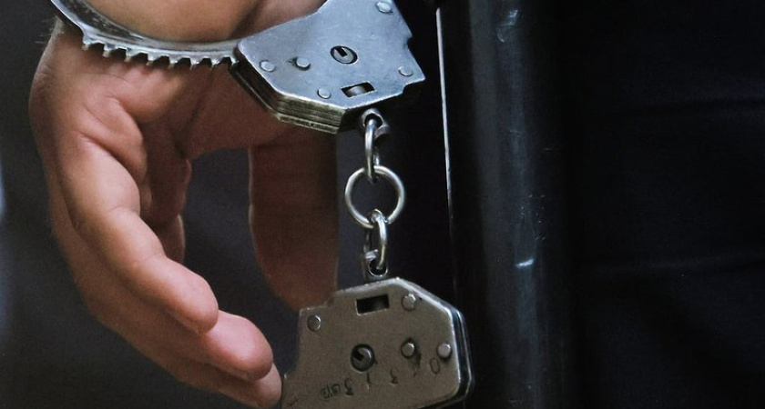 Москвич зарезал жену ножом в арендованном доме в Витязево после семейной ссоры