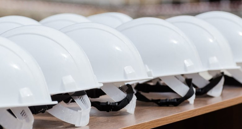 В Новороссийске восстанавливают 33 квартиры после атаки дронов и катеров ВСУ