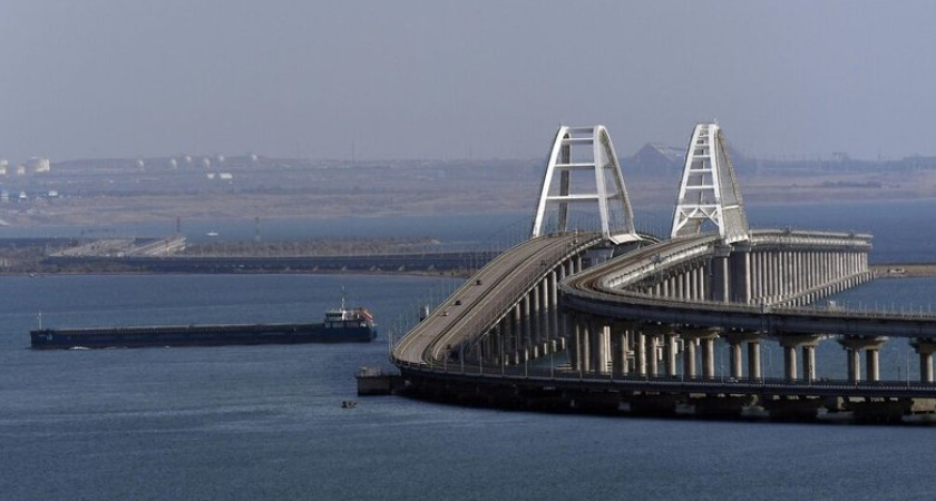 Крымский мост работает без очередей несмотря на 110 пунктов досмотра и желтый уровень террористической угрозы