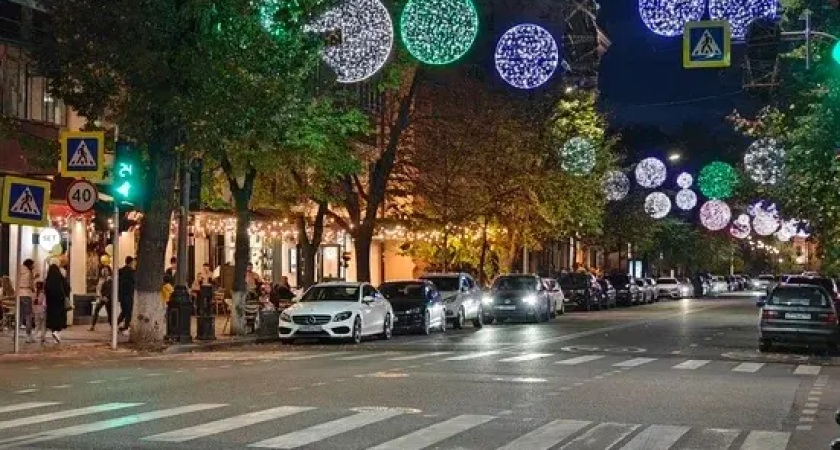 Мощный хлопок прогремел одновременно в нескольких районах Краснодара