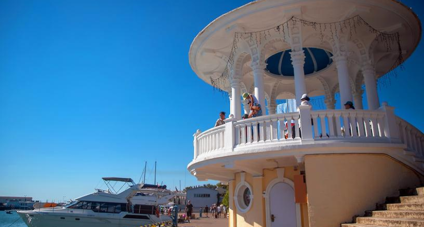 Губернатор Кубани против паромов в Сочи: туристы и грузовики несовместимы в центре курорта