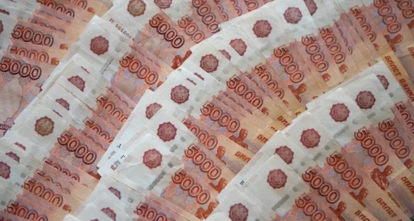 Студента из Крыма убедили обналичить 3,9 млн под угрозой обвинения в терроризме