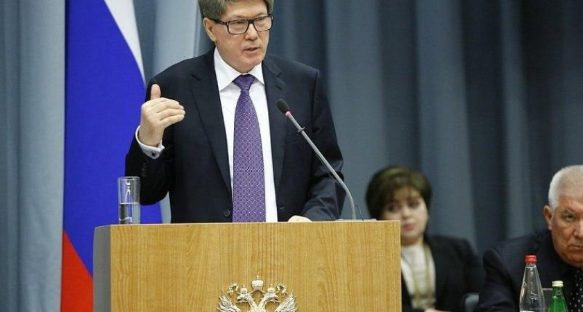 Экс-судья Чернов не явится на суд: ВККС грозит отнять пенсию