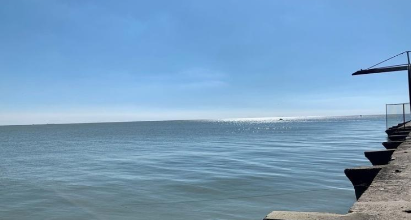 Astoria Grande простоял на рейде у Стамбула несколько часов: пассажирам не дали сойти на берег