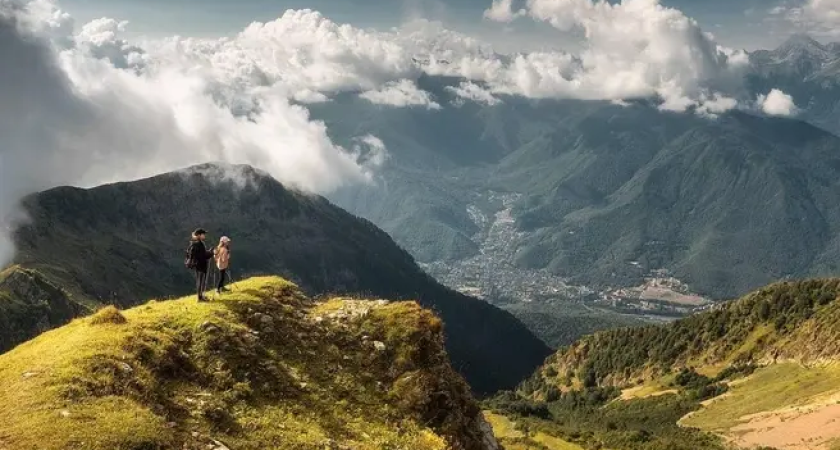 Полмиллиона туристов на Новый год: Сочи готовит 174 км трасс и 64 подъемника