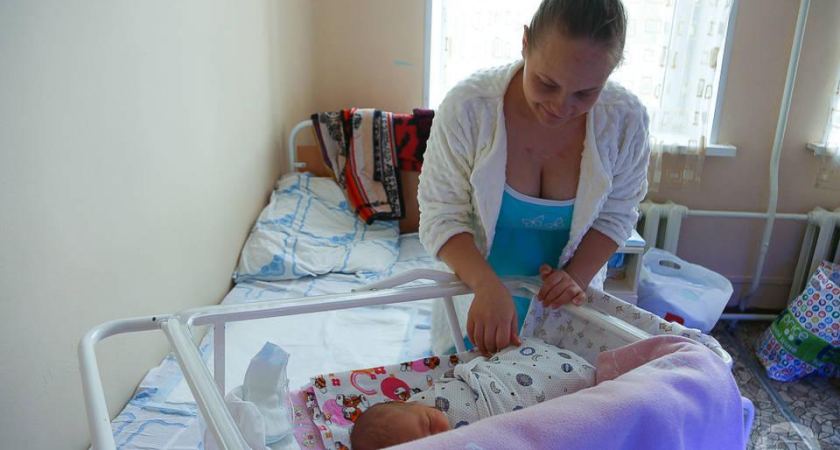 В Волгограде за неделю родились 89 малышей и две двойни