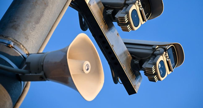 Хакеры взломали систему оповещения Новороссийска: жителям сообщили о химической и радиационной угрозе