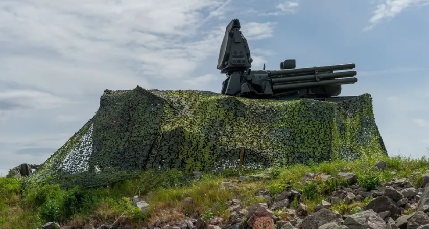 Мэр Сочи призвал жителей прятаться в подземных укрытиях: курорт отражает атаку дронов