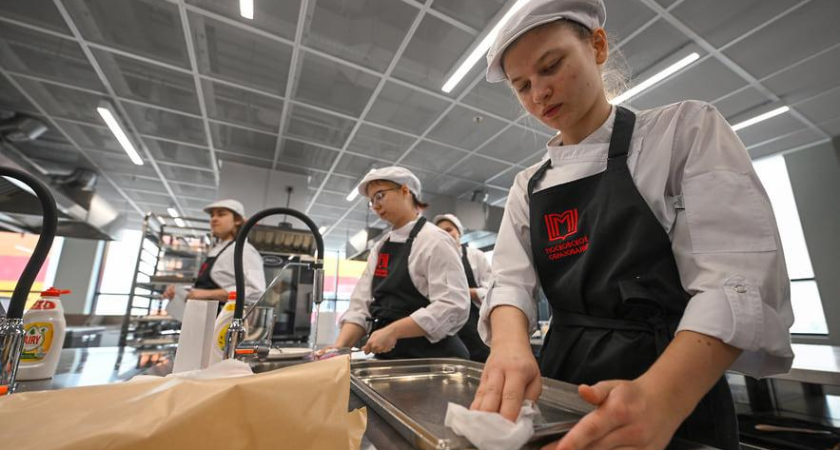 Потребсфера Кубани штурмует 7 трлн: оптовики и ритейл тянут по 2,8 трлн каждый