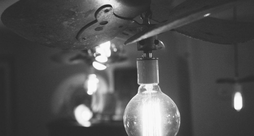 Семь подстанций вырубило: 15 улиц Прикубанского округа Краснодара остались без света