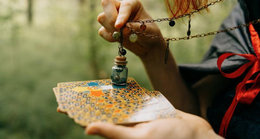 Гороскопы на 2026 год стали ловушкой: мошенники крадут аккаунты через «бесплатные прогнозы»