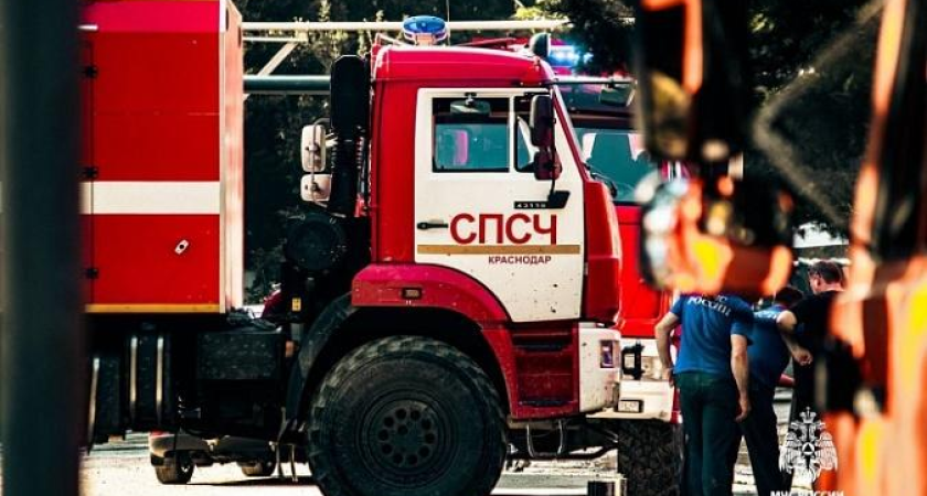 24 пожара за сутки на Кубани: 11 в жилых домах, спасатели 20 раз выезжали на ДТП