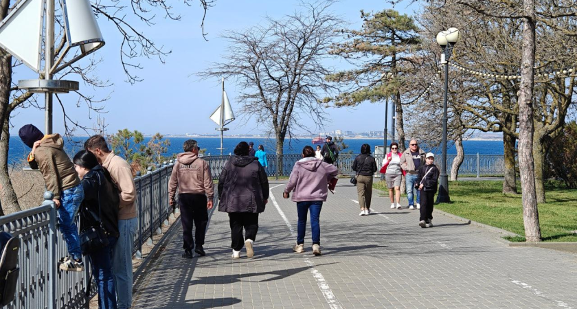 275 спасателей и запрет фейерверков: Анапа готовится к «особенному» Новому году