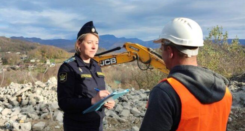 60-летний сочинец потерял полгектара: снесли двухэтажный самовольный стройплан