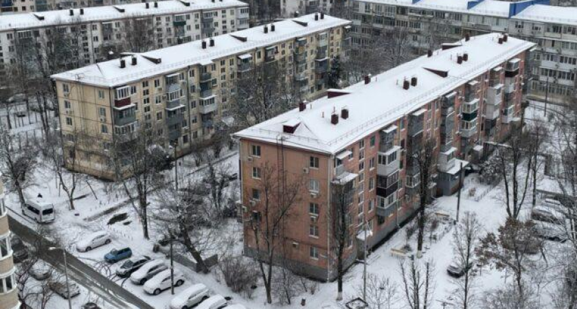 Краснодар полностью готов к зиме: проверены кровли и запасены реагенты