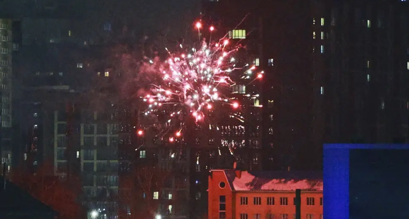 Салюты под запретом: Славянск просит жителей отказаться от фейерверков из-за ПВО