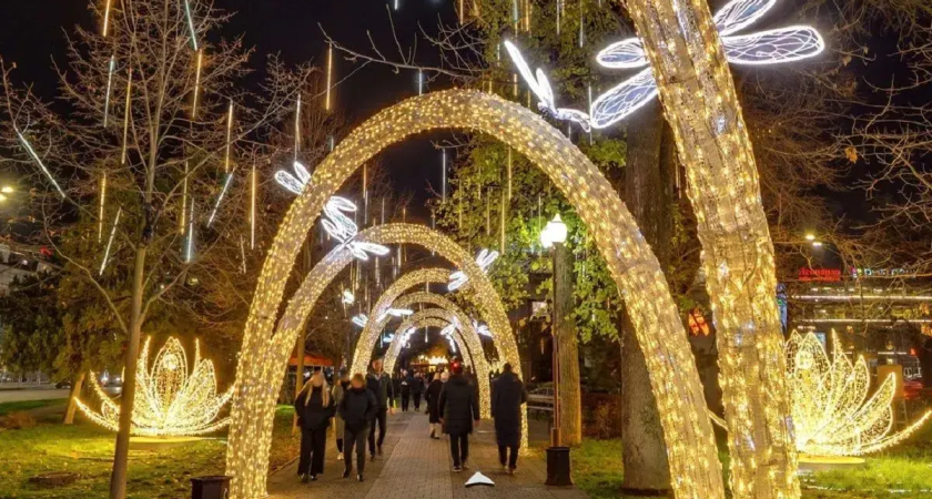 «Яндекс Карты» показали новогодний Краснодар: 300 панорам 52 городов