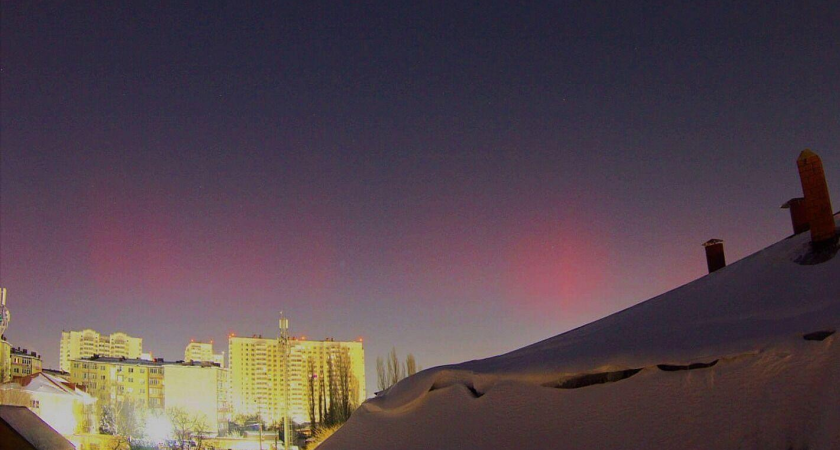 Третья магнитная атака: мощный солнечный шторм вызвал северное сияние в Краснодаре и Сочи