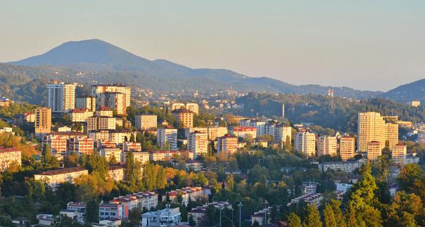 68 территорий под многоквартирниками Сочи перешли бесплатно жильцам: кадастровый учет изменил статус придомовых земель
