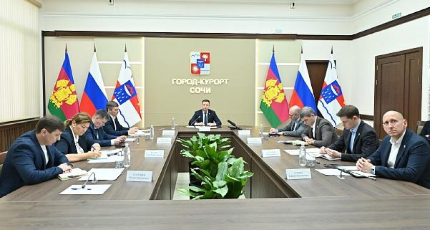 1600 кубов селя за сутки: Сочи борется со стихией в двух районах, движение грунта продолжается