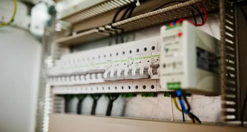 Криптоферма в бывшем кафе украла электричества на 3,3 млн рублей: дело возбуждено в Успенском районе