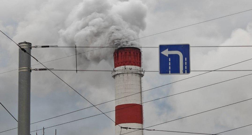 «Черный дым над городом»: ТЭЦ Краснодара выбросила облако копоти из-за аварийного отключения энергоблока
