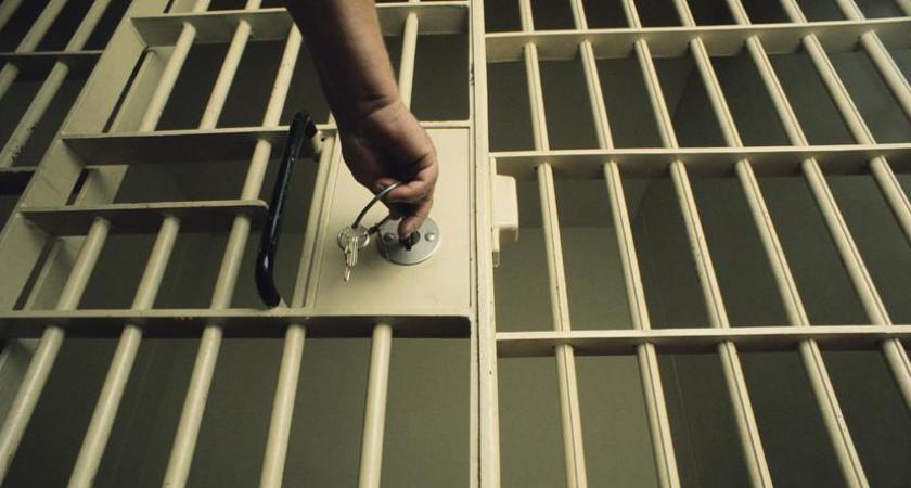 ФСБ сорвала кровавый план: 43-летний выходец из Центральной Азии готовил поджог и убийство сотрудников колонии в Краснодарском крае