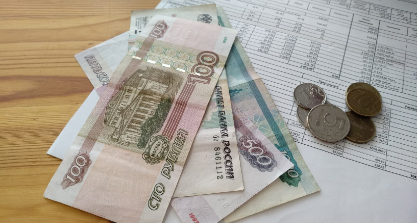 Выкидываете деньги на ветер: юрист назвал услуги ЖКХ, за которые можно не платить вообще