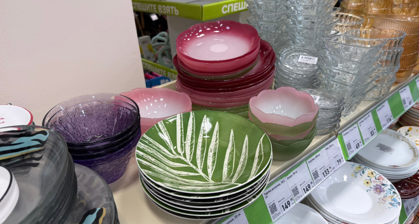 С полок всё сметают за час: в Fix Price нашествие новинок — от посуды до гаджетов