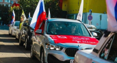 Колонна с флагами прошла через весь Краснодар: водители остановились у мемориала жертвам фашизма