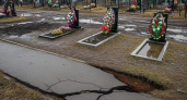«Могилы героев СВО уйдут под землю»: брат погибшего бойца бьет тревогу о катастрофе на Барановском кладбище