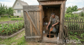 Дачный туалет больше не воняет: засыпьте этот порошок в яму — и органика растворится на глазах