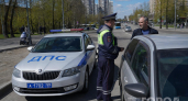 Инспектор ДПС остановил и спросил "Куда едете?":  простая фраза не по шаблону спасла меня от 30-минутной проверки - вот что сказал