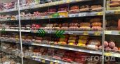 Забудьте про ГОСТ при покупке колбасы: кассир объяснила почему состав нужно читать по цифрам на этикетке