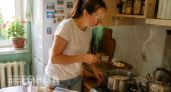Перестаньте мучиться с кастрюлей: шеф-повар открыл секрет приготовления идеальных пельменей на сковороде