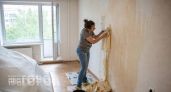 Выкинула обои и забыла про стыки: вот какой бюджетный материал выбирают дизайнеры для стен в 2026 году