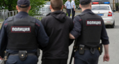 В Сочи задержали мужчину, наносившего на купюры надписи против российской армии