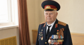 Евгений Наумов поздравил ветерана Курской битвы Николая Веселовского со столетием