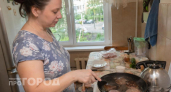 Хватит жарить котлеты сразу из холодильника: одна простая хитрость сделает мясо нежным и невероятно сочным