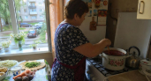 Хватит мучить сковородку: шеф-повар объяснил как сделать цвет борща рубиновым без обжаривания свеклы