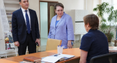 Вице-губернатор Воробьева оценила нацпроекты в Крымском районе на примере обновленной библиотеки