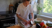 Больше не трачусь на магазинную нарезку: делаю нежнейшее мясо из бюджетных кусков прямо в своей духовке