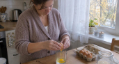 Перестала жарить яичницу обычным способом: использую стеклянный стакан и получаю нежнейший завтрак без масла