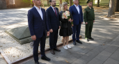 Правнукам бойца ВОВ передали медаль, раскрыв историю его гибели в 1944 году